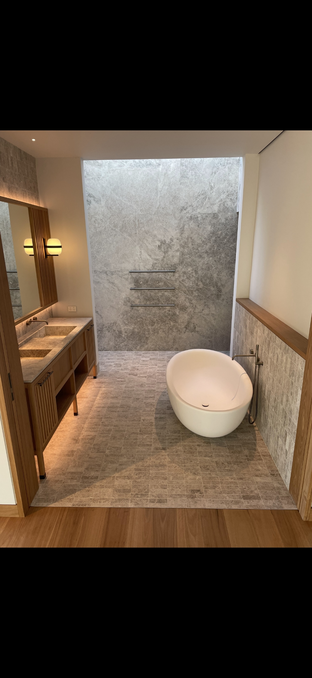 Pool tiling Dunsborough